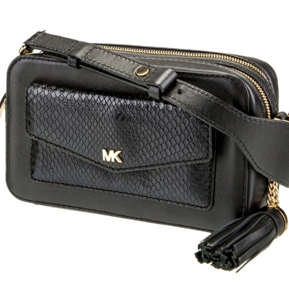Michael Kors Crossbody Black Leather & Gold Hardware - Picture 2 of 7